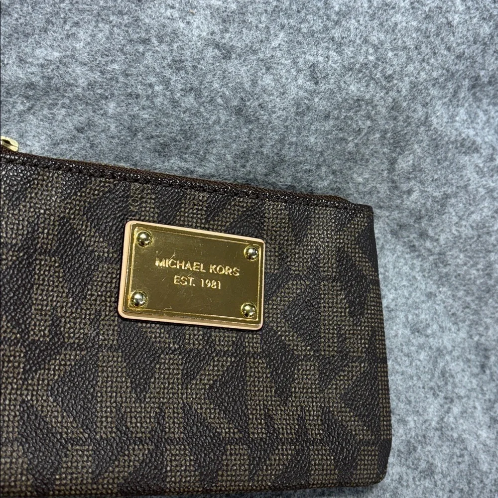 Michael Kors MK Brown Leather Wristlet Monogram Small Purse Mini Brown